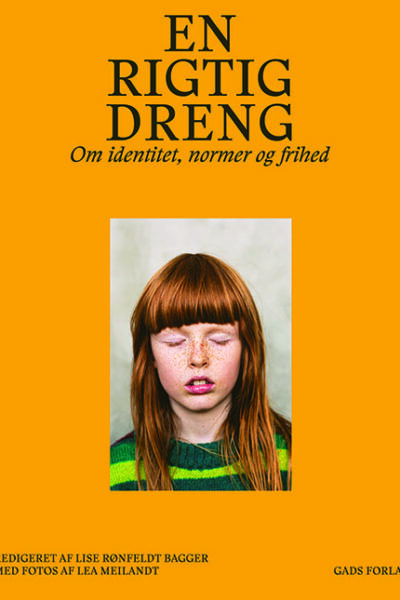En rigtig dreng (Hardback)
